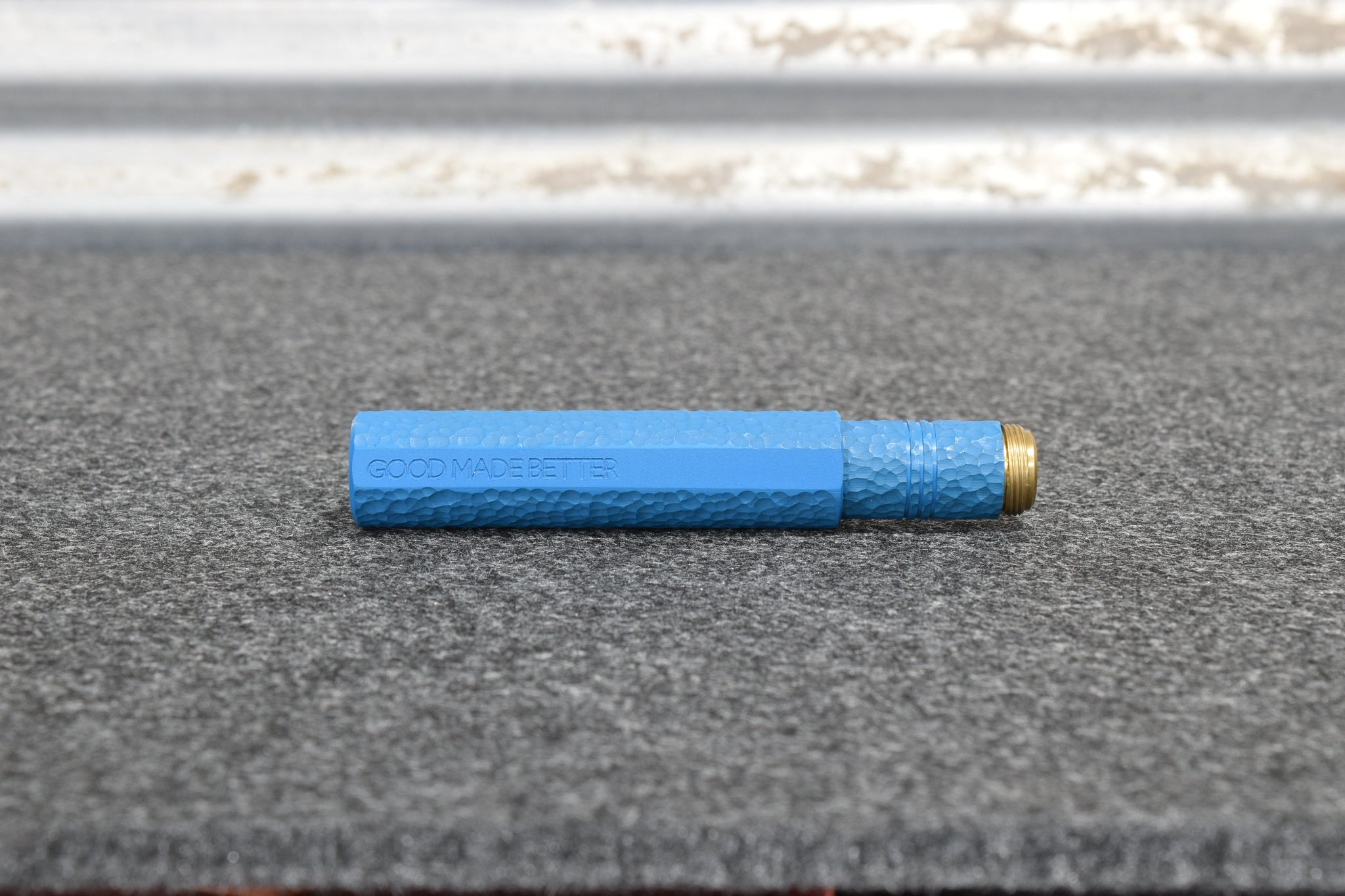 Jester Fountain Pen – Orion Blue/Brass (Hammered)